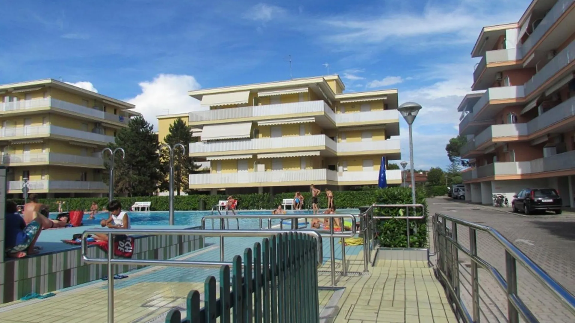 Poolside Serenity - Beahost Rentals Bibione Apartment